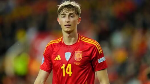 Real Madrid anuncia zagueiro promissor e movimenta mercado