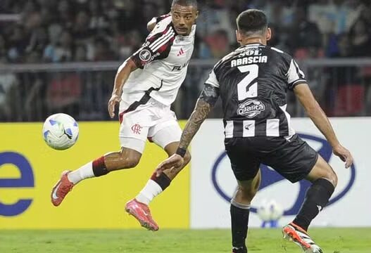 Mauro Cezar detona atuação do Flamengo na Libertadores