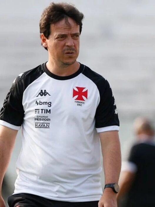 Da admiração à prática: Pedrinho realiza desejo em ter Fernando Diniz no Vasco
