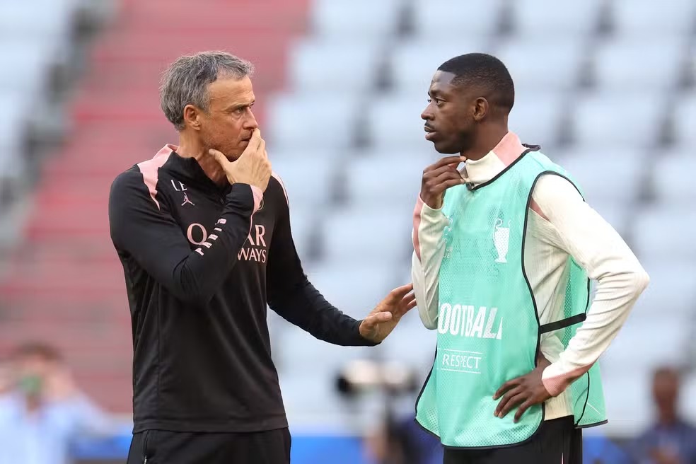 Dembélé afirma existir PSG antes e depois de Mbappé