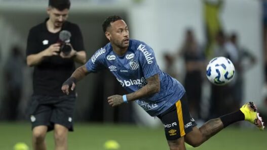 Presidente do Fluminense sondou possibilidade de Neymar no mundial