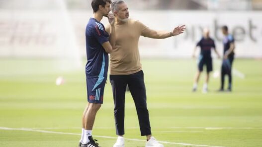 Rodrigo Caio retorna ao Flamengo em nova função com Filipe Luís