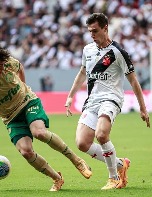 Jogos de hoje (13/05/25) ao vivo de futebol: onde assistir e horário