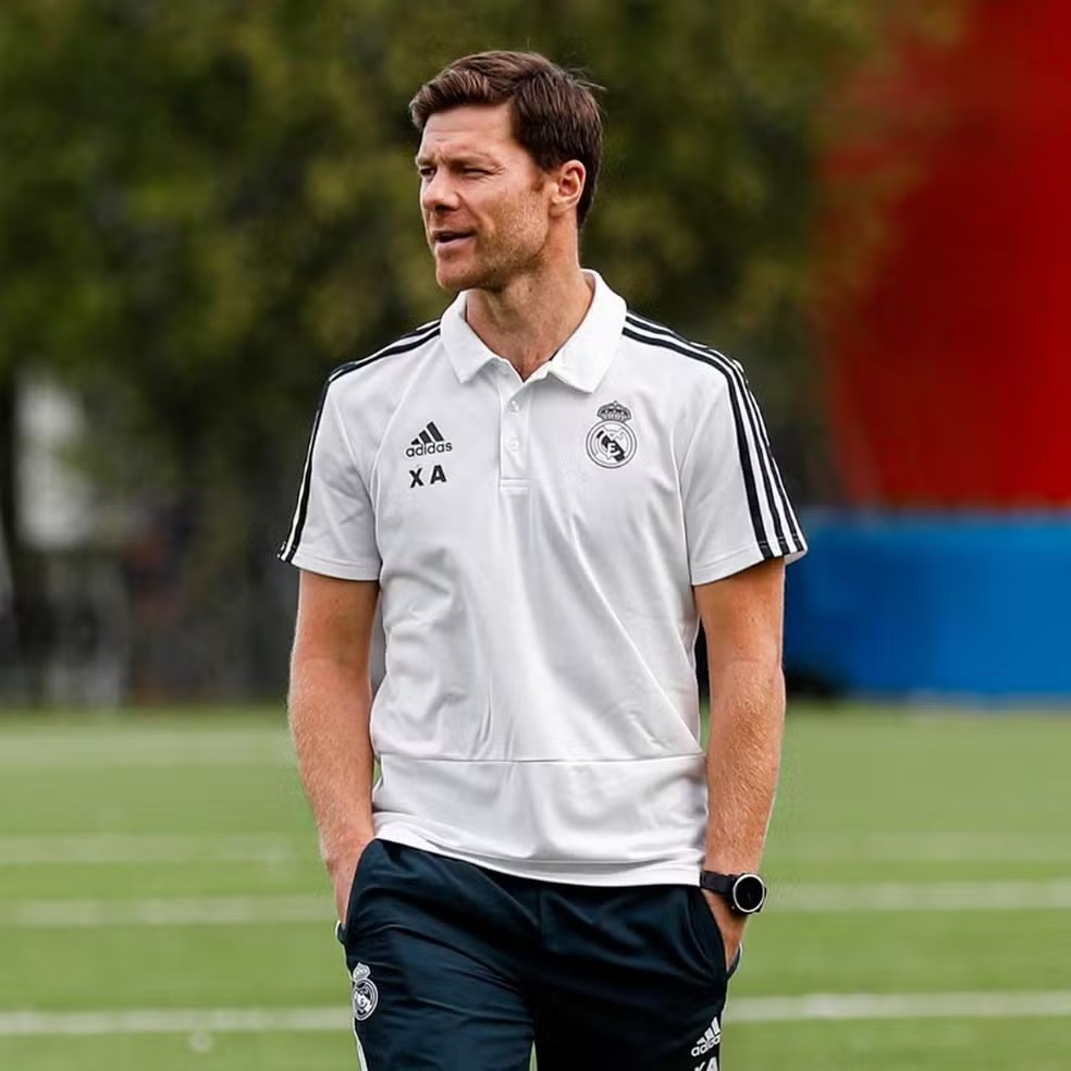 Real Madrid anuncia Xabi Alonso