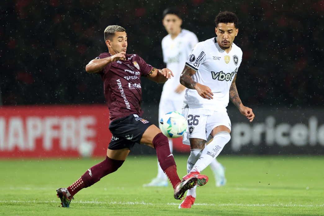 Cuiabano brilha nos acréscimos, e Botafogo vence Carabobo pela Libertadores