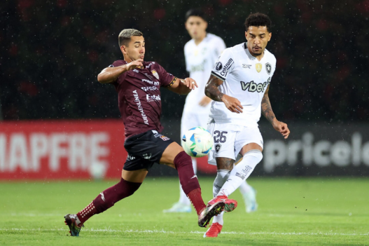 Cuiabano brilha nos acréscimos, e Botafogo vence Carabobo pela Libertadores