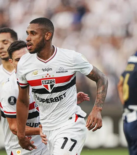 André Silva brilha, e São Paulo vence o Alianza Lima fora de casa pela Libertadores