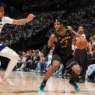 Warriors supera lesão de Curry, e consegue vitória por 99 a 88 sobre o Minnesota