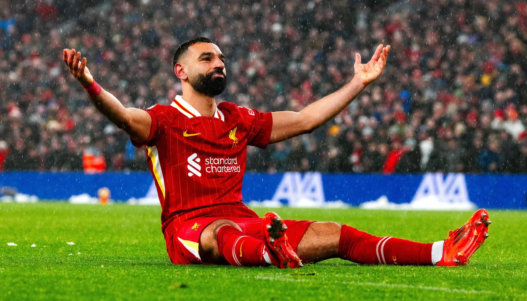 Mohamed Salah é eleito o melhor jogador da Premier League 2024/25
