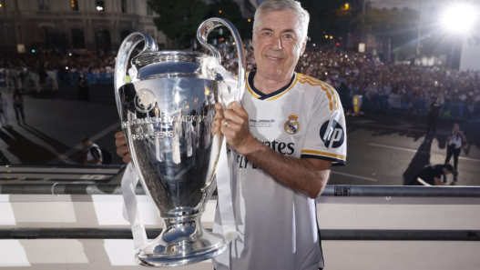 Os títulos de Carlo Ancelotti: uma galeria de conquistas históricas