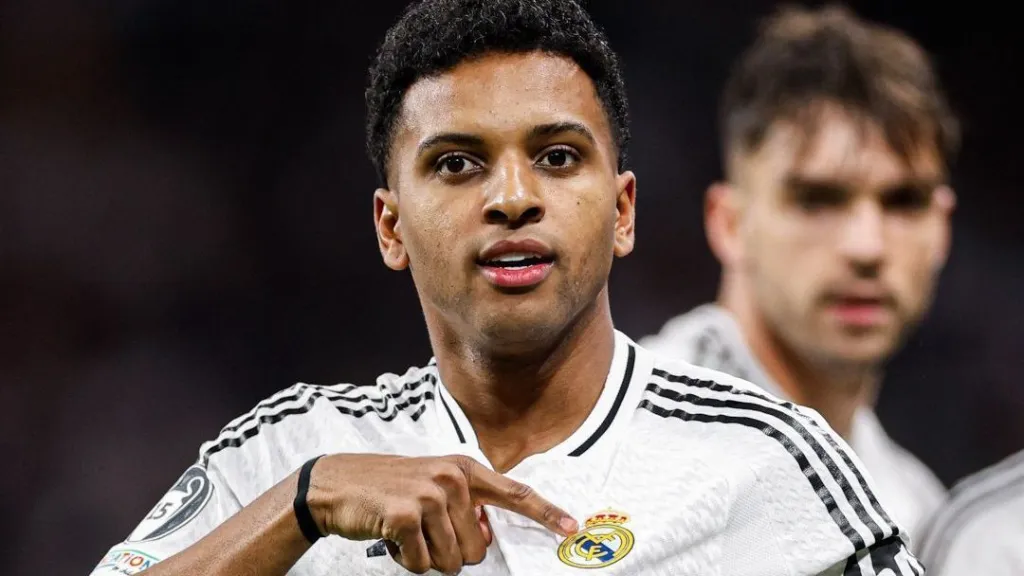 Rodrygo quebra o silêncio e nega rumores de saída do Real Madrid: "Parem de criar coisas"