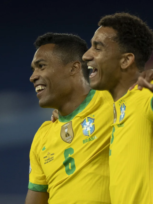 Flamengo tem seis nomes na pré-lista de Ancelotti para a Seleção Brasileira