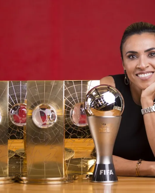Marta é eleita a maior jogadora da história pela IFFHS