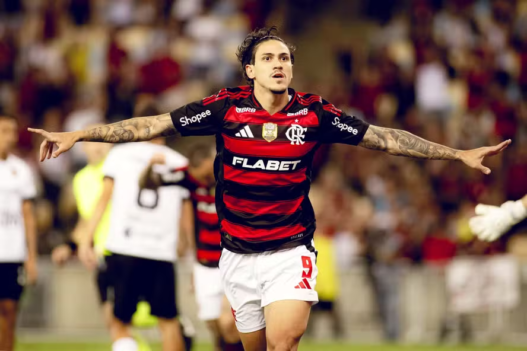 Flamengo goleia o Botafogo-PB no Maracanã e avança às oitavas da Copa do Brasil