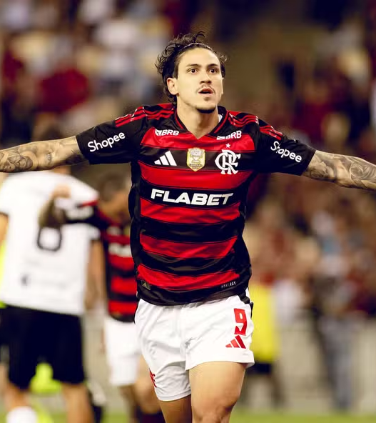Flamengo goleia o Botafogo-PB no Maracanã e avança às oitavas da Copa do Brasil