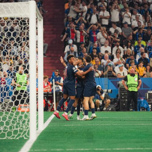 PSG humilha a Inter de Milão e conquista a inédita Champions League