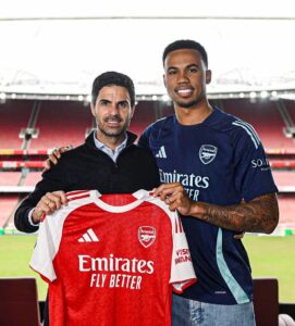 Gabriel Magalhães renova com o Arsenal
