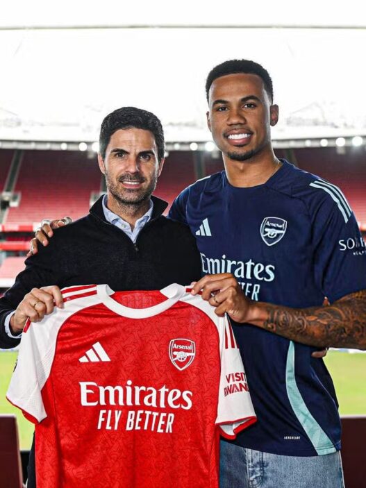 Gabriel Magalhães renova com o Arsenal