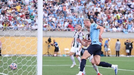 City goleia a Juventus e avança com 100% na Copa de Clubes