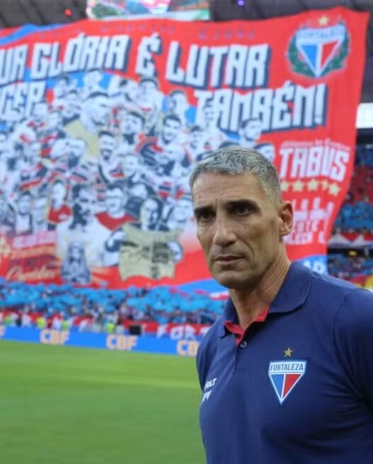 Fortaleza demite Vojvoda após derrota em clássico