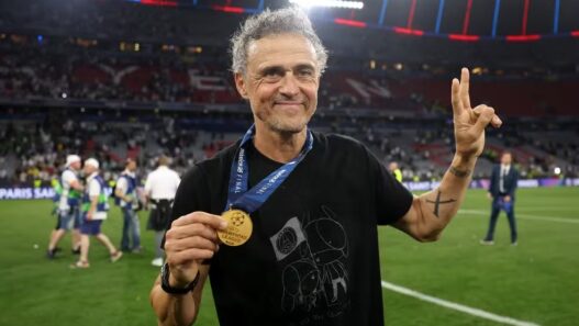 Luis Henrique afirma que PSG buscará título do mundial