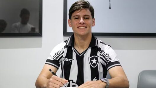 Botafogo anuncia contratação de argentino; confira