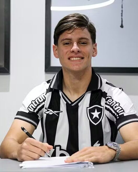 Botafogo anuncia contratação de argentino; confira