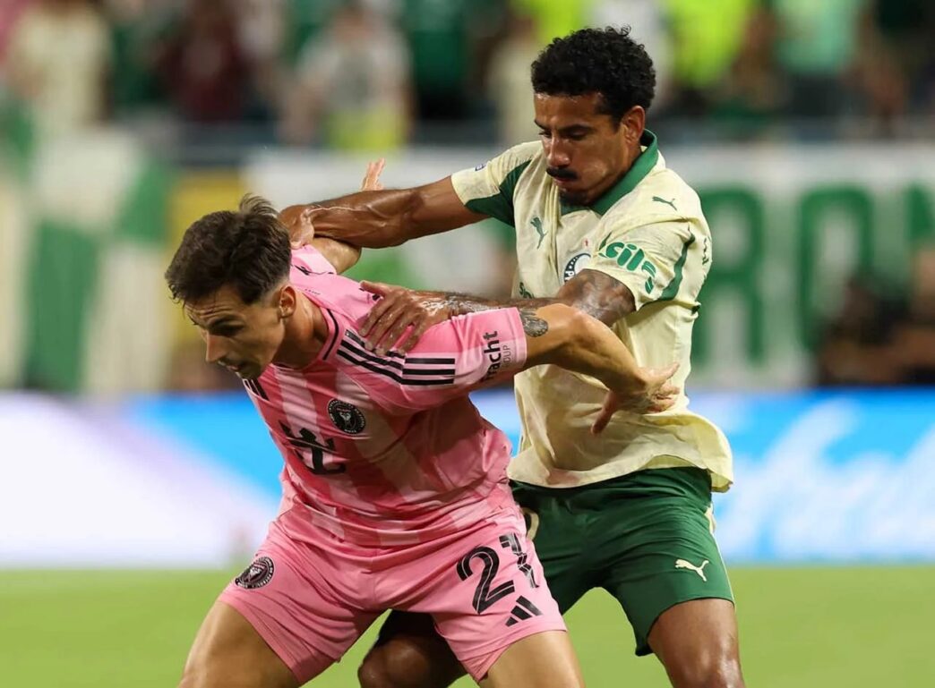 Palmeiras sofre, mas garante primeiro lugar do Grupo A