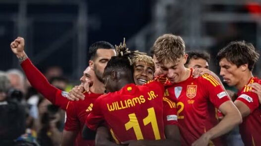 Em jogão, Espanha despacha a França e fará a final na Liga das Nações
