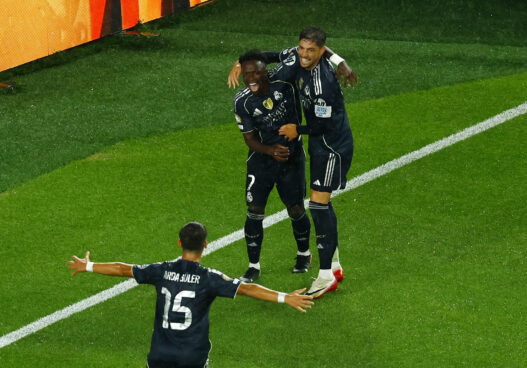 Vini Jr brilha, Real vence e avança em primeiro no seu grupo na Copa de Clubes
