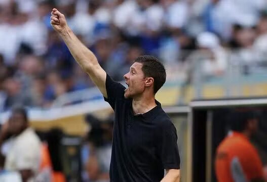 Na estreia de Xabi, Bono brilha e Real empata com Al-Hilal