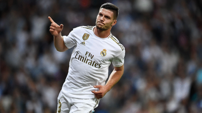 Botafogo negocia contratação de Luka Jović, ex-Real Madrid e Milan