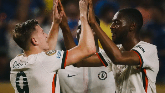 Chelsea vence Esperancé e garante vaga nas oitavas