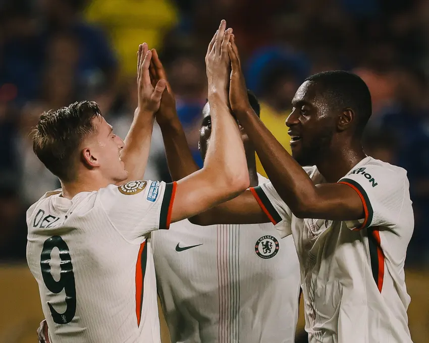 Chelsea vence Esperancé e garante vaga nas oitavas