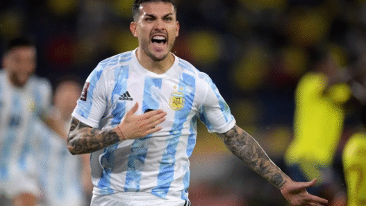 Paredes fica perto de voltar ao Boca Juniors