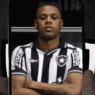 Botafogo oficializa zagueiro Kaio Pantaleão até 2028 após longa negociação