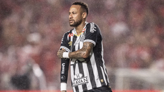 Neymar revela desejo de seguir no Santos: “De 0 a 10, a chance é 7”