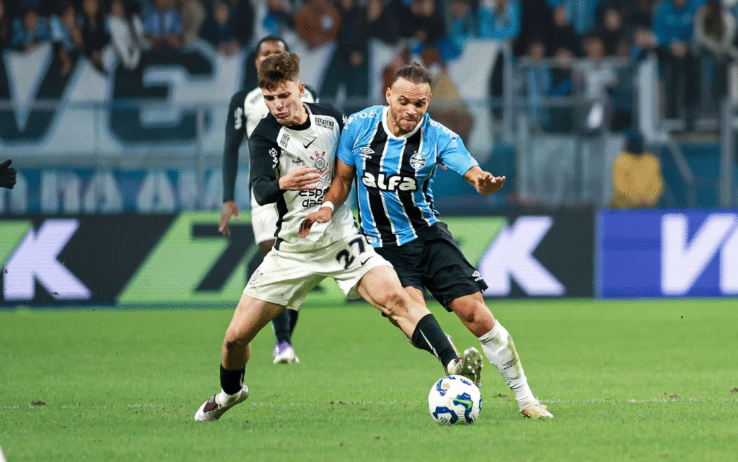 Grêmio e Corinthians empatam em duelo direto na Arena: 1 a 1