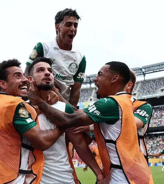 Palmeiras ganha do Al Ahly e conquista primeira vitória no Mundial de Clubes