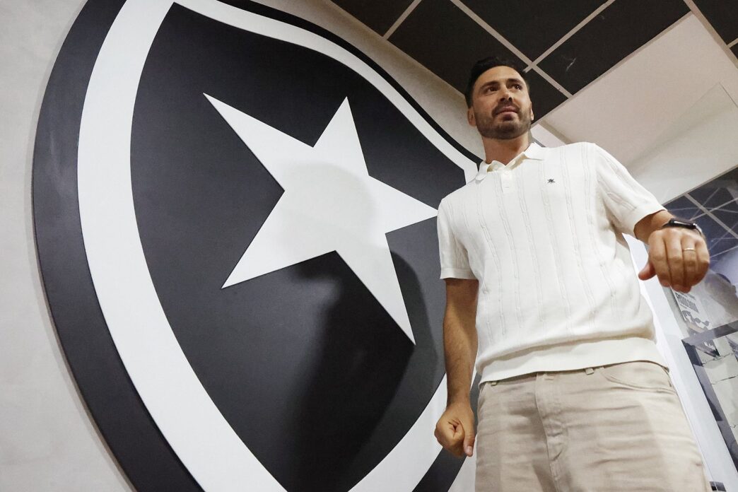 Botafogo anuncia Davide Ancelotti; confira os detalhes