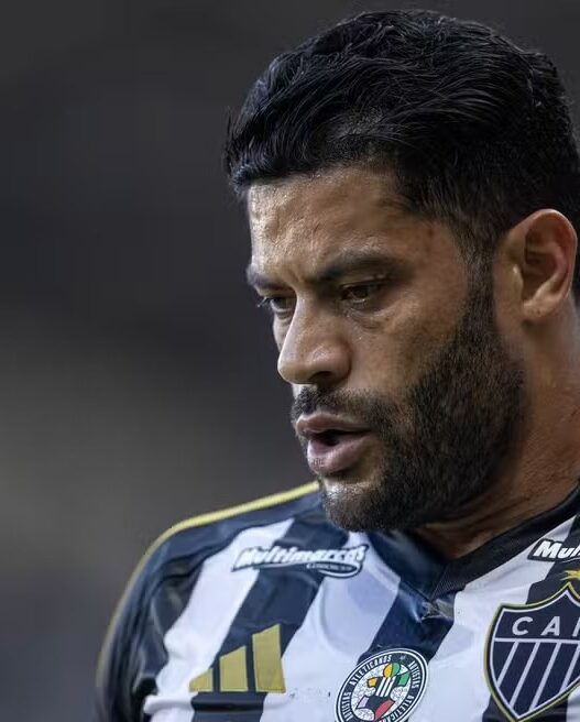 Hulk mostra insatisfação com salários no Atlético