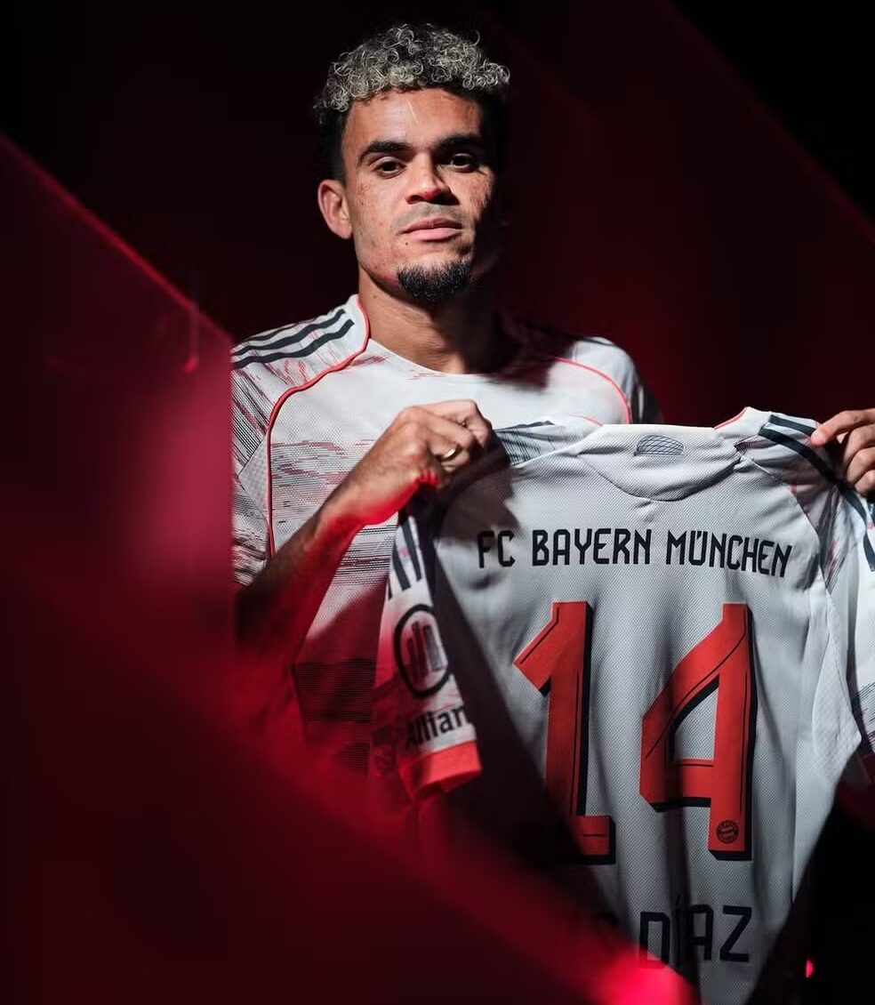 Bayern de Munique anuncia Luís Díaz, ex-Liverpool