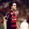 Pedro x Filipe Luís: atacante do Flamengo se defende nas redes sociais
