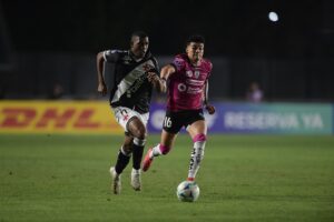 CSA x Vasco da Gama: onde assistir, escalações e arbitragem