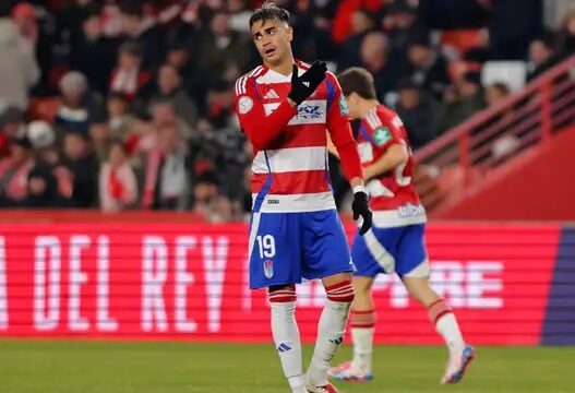 Flamengo e Atlético-MG buscam contratação de Reinier