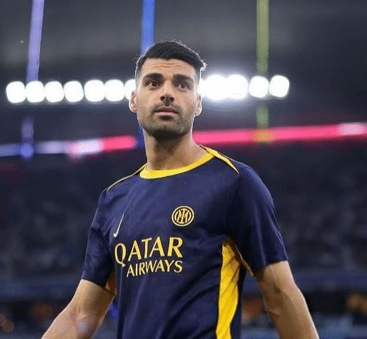 Botafogo negocia com Mehdi Taremi, da Inter de Milão