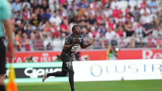 Vasco avança em negociação por Andrés Gómez