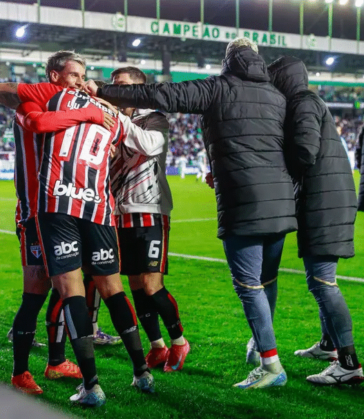 São Paulo atinge marca histórica no Brasileirão; veja os números