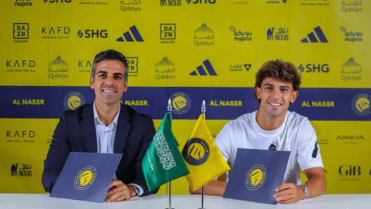 João Félix é anunciado oficialmente como novo reforço do Al-Nassr