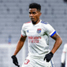 Thiago Mendes desembarca no Rio para assinar com o Vasco por duas temporadas e meia